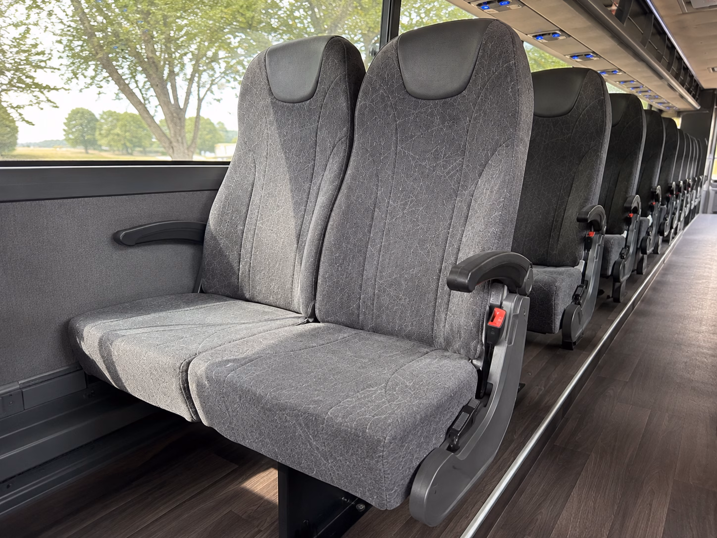 fall river airport shuttles for your travel needs
