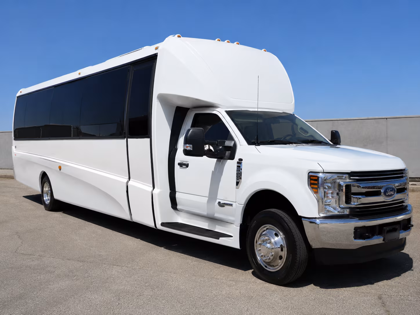 new bedford conference shuttles and corporate bus rentals in new bedford