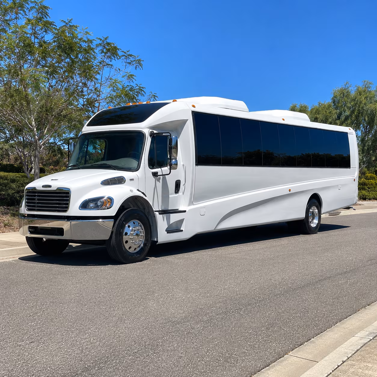 weymouth bus rentals for trade shows and conferences