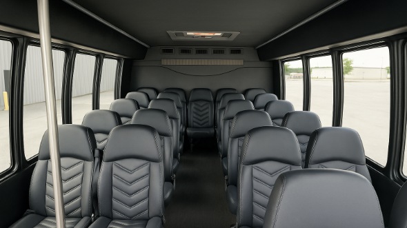 pawtucket 28 passenger minibus